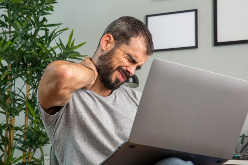 How to Sleep With a Pinched Nerve in the Neck in San Jose (Reduce Arm Numbness Naturally)
